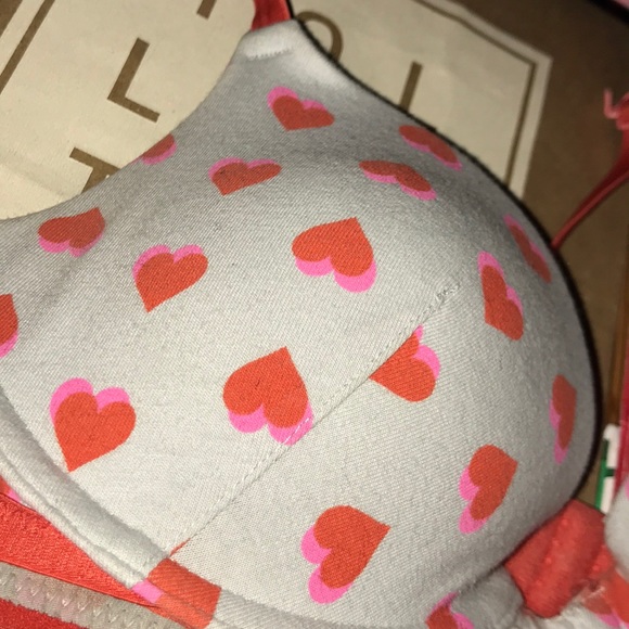 CLOSET CLOSING Xhilaration Bra - Picture 5 of 5